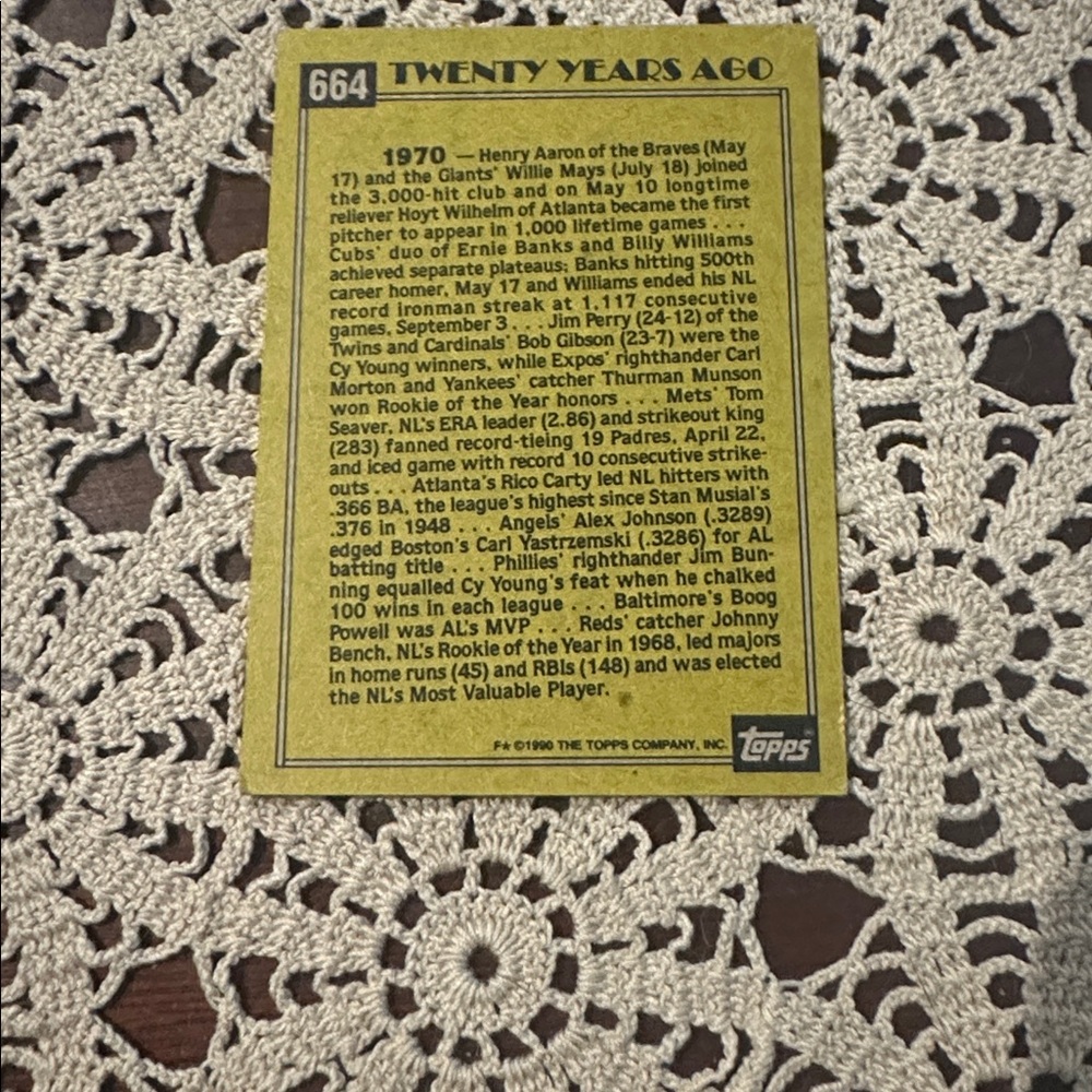 Johnny Bench Reds Baseball Card - Picture 2 of 2